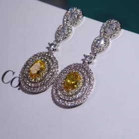2020 Tiffany Diamond 18k Platinum  Earrings 